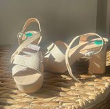 DV Platform by Dolce Vita Sandals Photo 0