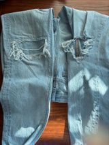 American Eagle Jeans Ripped Photo 0