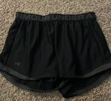 black shorts  Photo 0