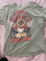 Graphic Urban Outfitters Tee Photo 0
