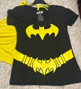 DC Comics Batgirl T-Shirt costume, mask and gloves Photo 0