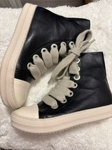 Black and white Rick Owen’s high top Size 9.5 Photo 0