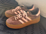 Adidas Gazelles Photo 0