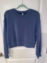Lululemon Perfectly Oversized Cropped Crew Softstreme Photo 0