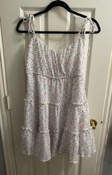 White Floral Dress Photo 0