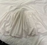 White Skirt Photo 0