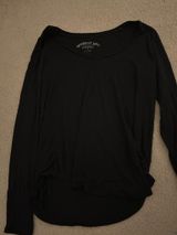 Aeropostale Black v-neck long sleeve Photo 0