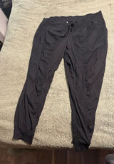 Lululemon pants Photo 0