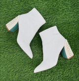 Betsey Johnson Kasey Pearl Sparkle Slip On Side Zip Heel Evening Bride Booties Photo 0