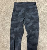 Camo Lululemon Leggings Photo 0