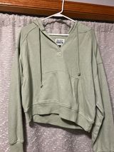 American Eagle Pullover Sweater Photo 0