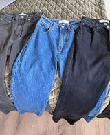 Abercrombie & Fitch Relaxed Jeans Trio in Blue and Black Photo 0