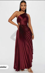 FashioNova Formal dress Photo 0