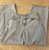 Low rise light denim jeans Photo 0