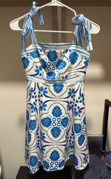 Blue and white dress Photo 0