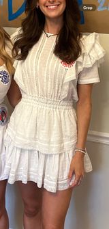 White Dress Photo 0