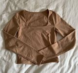 Abercrombie top Photo 0