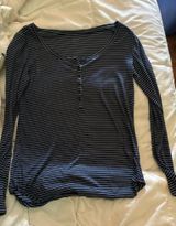 Arizona Navy Blue &White Striped Long Sleeve Shirt Size Medium Photo 0