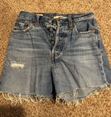 Levi’s Shorts Photo 0