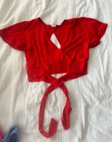 Garage red wrap top Photo 0
