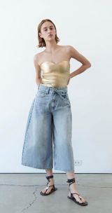 Gold Top Photo 0