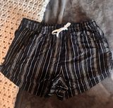Patterned Shorts Photo 0
