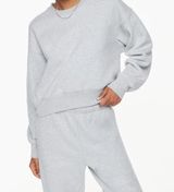 Aritzia TNA Cozy Fleece Boyfriend Boxy Cropped Crewneck Photo 0