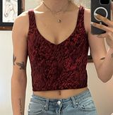 Lululemon Cropped Tank Photo 0