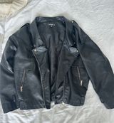 Leather Jacket Photo 0