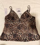NWT Princess Polly Fast Times Top in Leopard Size Women’s US 6 Photo 0