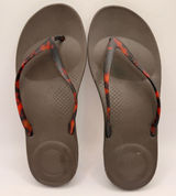 FitFlop iQushion Tortoiseshell Flip Flops Chocolate Brown Turtle Womens 7 NEW Photo 0