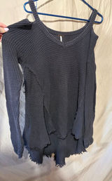 Free people off the shoulder long sleeve sweater Photo 0