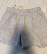 Shorts Photo 0