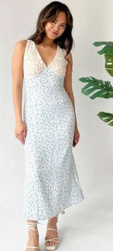 Dress Photo 0