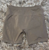 Alphalete Shorts Photo 0