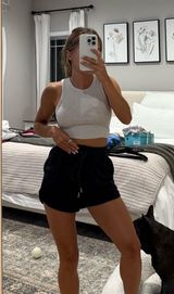 Aritzia TNA top  Photo 0