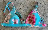 Triangl Blue Floral Triangle Scuba Bikini Swimsuit Top Photo 0