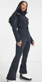 Ski suit Photo 0