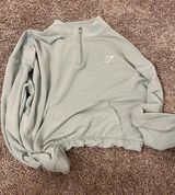 Cropped Gymshark Hoodie Women’s Photo 0