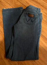 Wrangler Jeans Photo 0