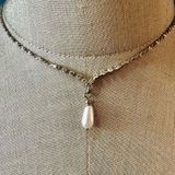 Vintage faux pearl rhinestone V tear drop dangle necklace silver tone Photo 0