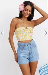Hello Molly Yacht Trip Cropped Floral Top Photo 0