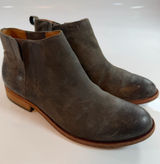 Kork-Ease Distressed Leather Chelsea Ankle Boots Gray Women’s Size 8‎ Photo 0