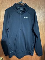 Men’s Nike Quarter-Zip Sweatshirt Photo 0