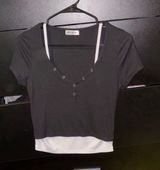 Popular 21 Black and White Top Photo 0