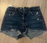 Levi’s 501 Shorts Photo 0