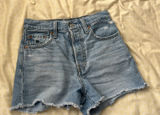 Levi’s Jean Shorts Photo 0
