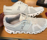 Women’s On Cloud Shoes Photo 0