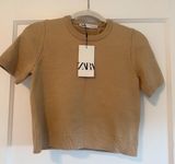 Cropped Sweater Top Photo 0