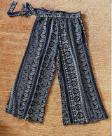 New Look FLORAL PRINT - Trousers - Wide Leg High Rise 2 Pockets Women’s L Photo 0